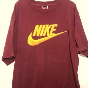 VINTAGE nike tshirt